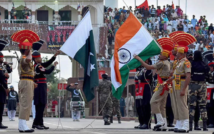 Amritsar & Wagah, Punjab - Golden Temple & Wagah Border