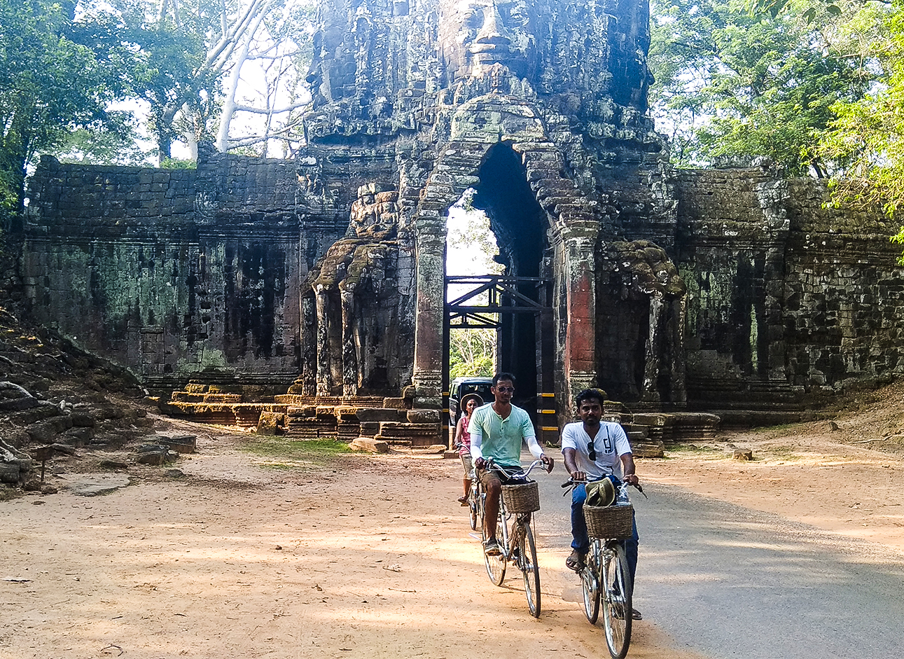 Bicycle Tours - Explore scenic routes and enjoy adventurous trips on guided bicycle tours