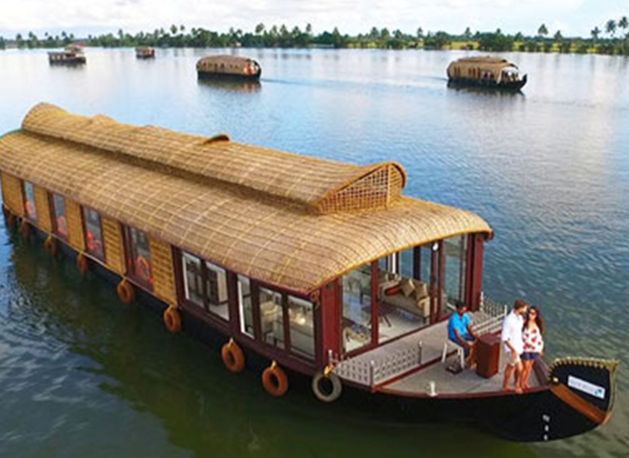 Houseboat Cruise - Relaxing cruise amidst picturesque surroundings
