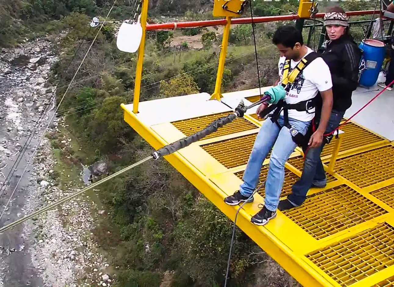 Bungee Jumping - Experience the adrenaline rush with thrilling bungee jumps