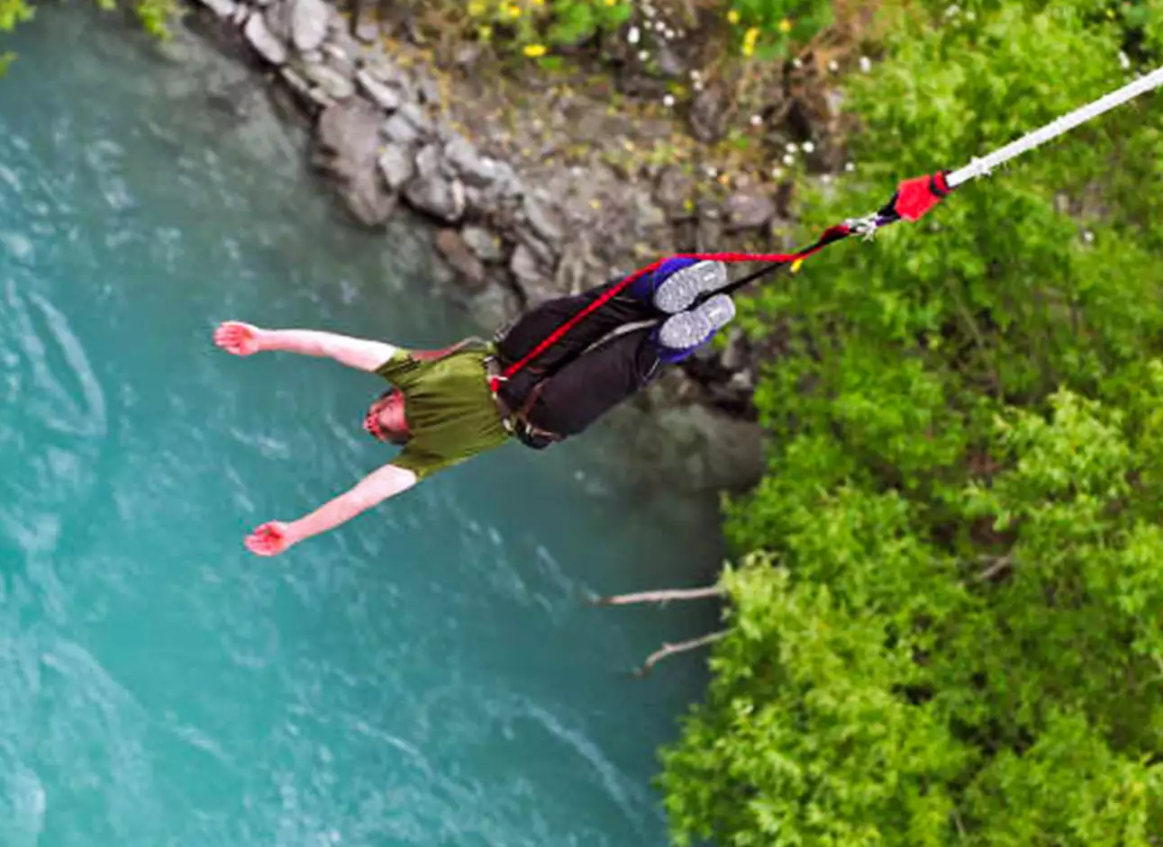 Bungee Jumping - Experience the adrenaline rush with thrilling bungee jumps