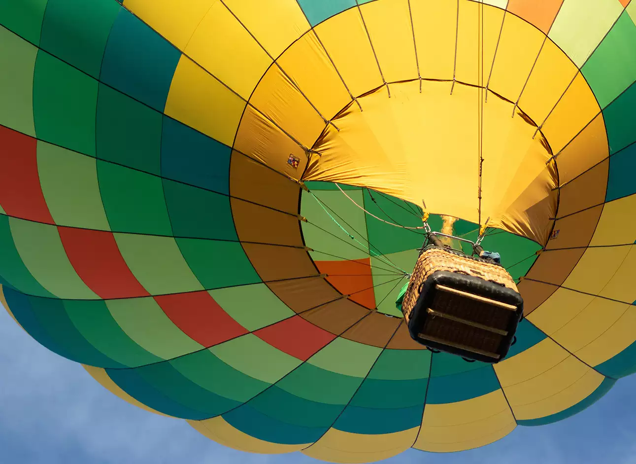 Hot Air Ballooning - Experience breathtaking views on exhilarating hot air balloon rides
