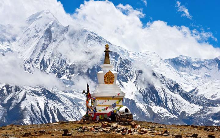 Nepal - Explore the stunning landscapes and rich cultural heritage