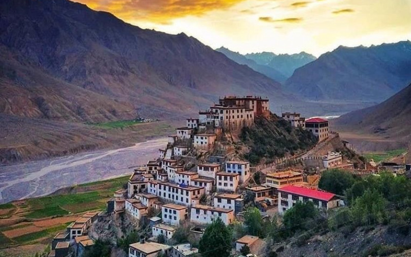 Spiti Full Circuit Trip - Explore the breathtaking landscapes and culture of Spiti Valley