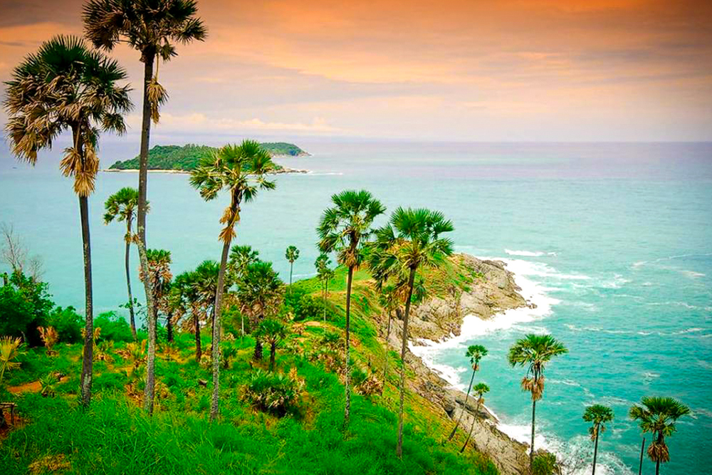 Phuket Island Beach Holiday - Relax on the stunning beaches of Phuket